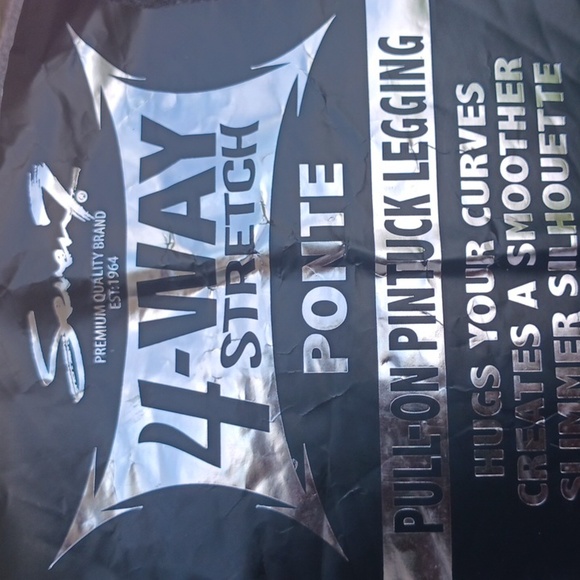 Seven7 new 4-way stretch pull-on pintuck leggings - Picture 5 of 8